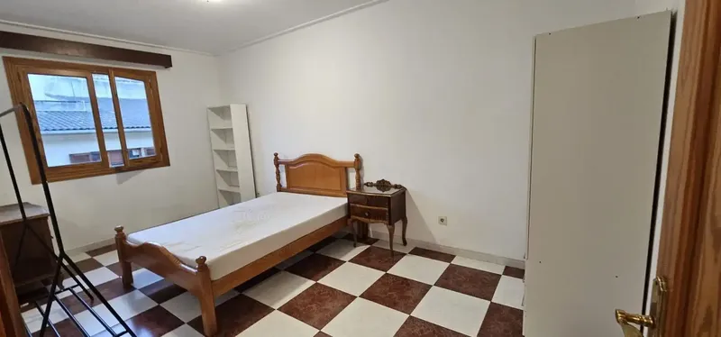 Ático Luminoso con Terraza Exclusiva - ¡Tu Espacio Perfecto te Espera! — photo 9