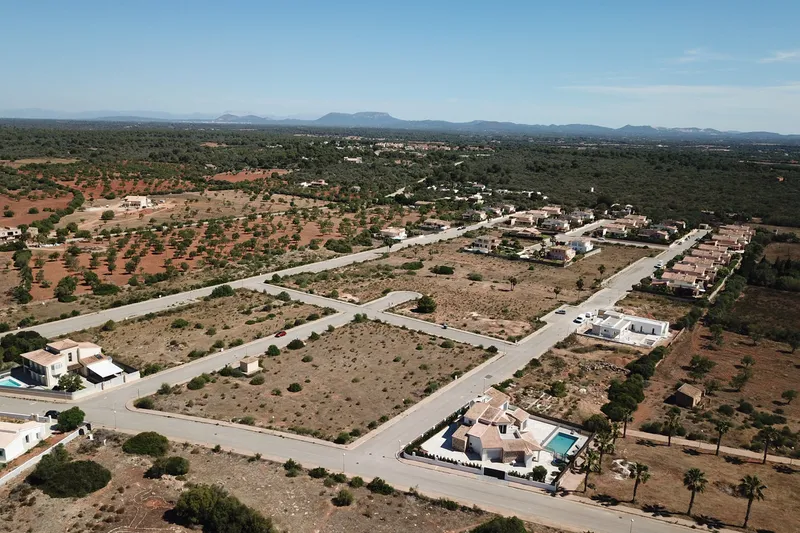 Plot in Sa Rapita - Drone Footage of the Neighborhood — photo 1