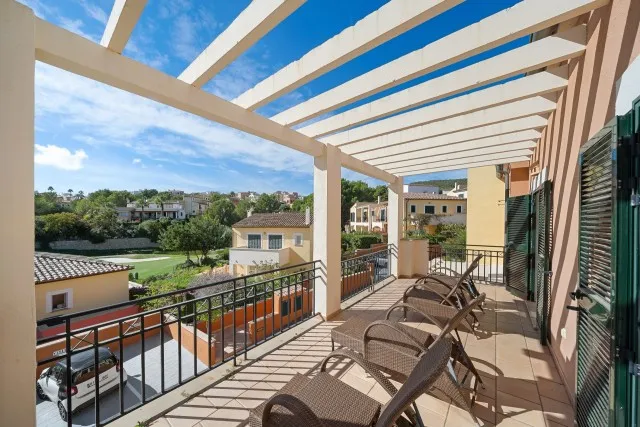 Townhouse for sale beside the golf course in Camp de Mar, Southwest Mallorca — photo 8