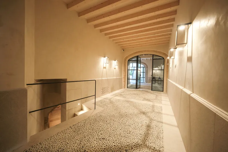 Mansion for Sale in Palma de Mallorca — photo 9