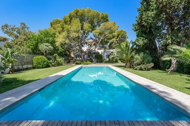 Exclusive villa for sale 200m from the beach in Puerto Pollensa, North Mallorca — photo 10