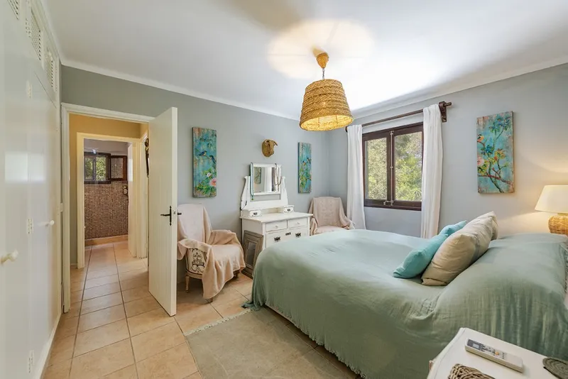 Ideal family home country property for sale in Pollença with good rental potential and mountain view — photo 11