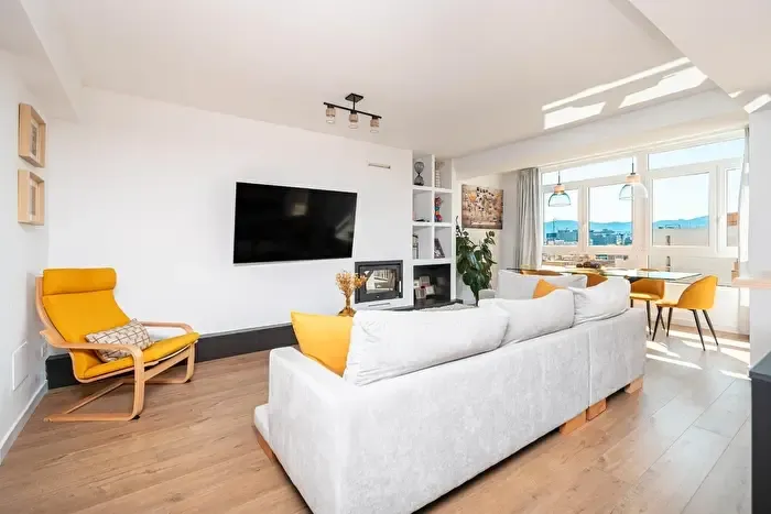 Piso de 5 habitaciones en alquiler en Llevant, Pere Garau — photo 2