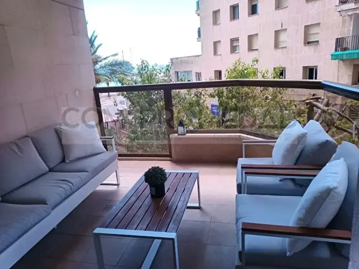 Piso de 2 habitaciones en alquiler en Ponent, El Terreno — photo 1