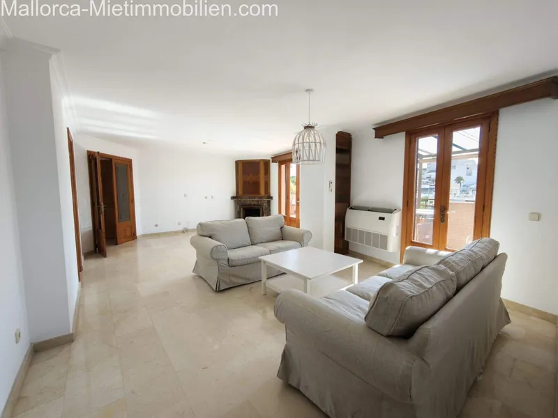 Renovated 126m² apartment with 4 rooms and sea view for rent — photo 8