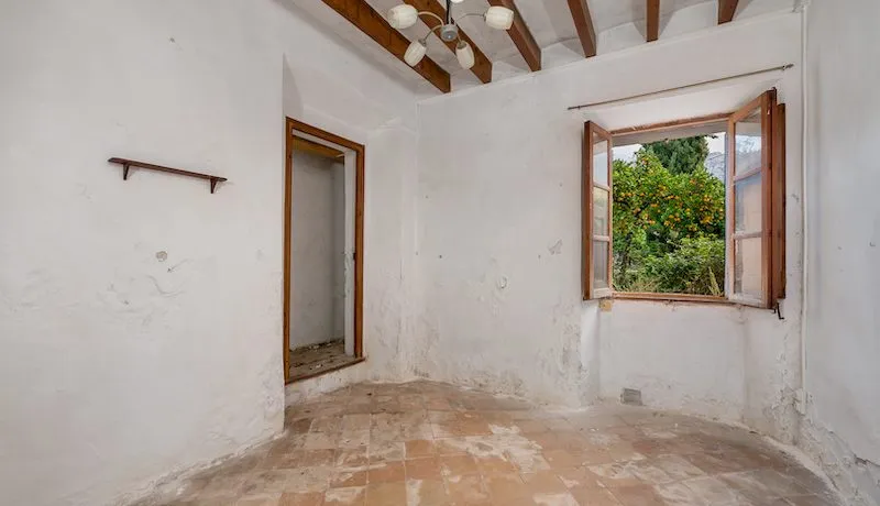 Townhouse to renovate in the center of Sóller — photo 6