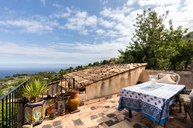 Townhouse with garden and seaviews in Deià — photo 4