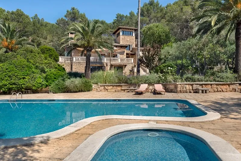 Mediterranean finca surrounded by nature with stunning panoramic views in Alaró — photo 2