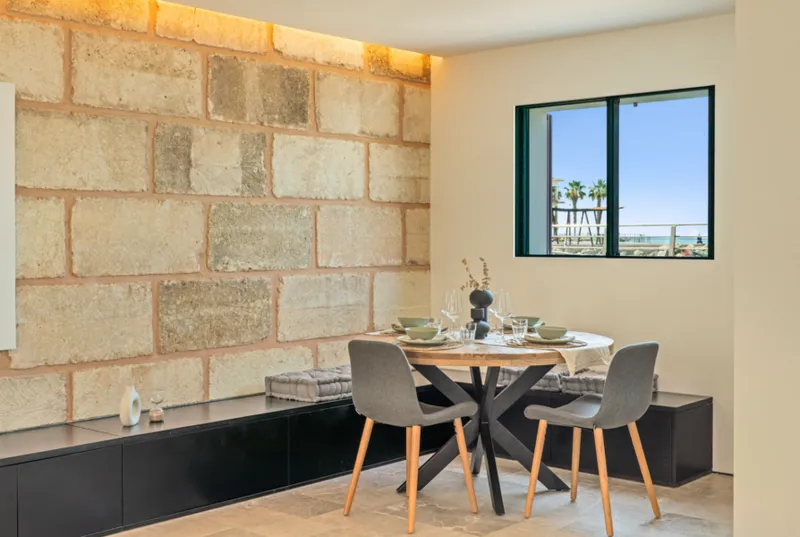 Unique Luxury Frontline Townhouse Directly on the Beach in Portixol — photo 4