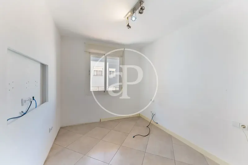 Piso con terraza en venta en Nord — photo 6
