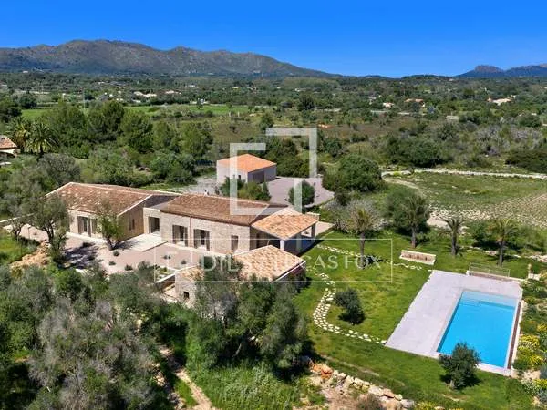 460m² country house with 55m² terrace for sale in Canyamel — photo 12