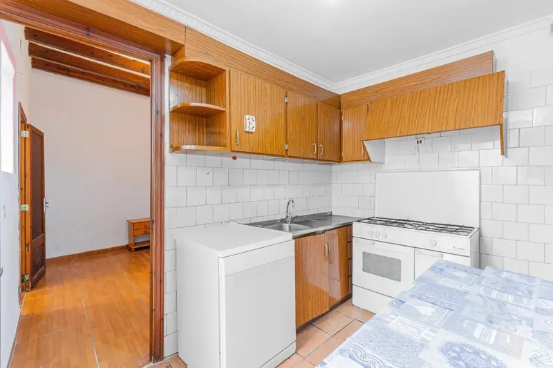 House of 211 m2 for renovation in Inca for sale — photo 11