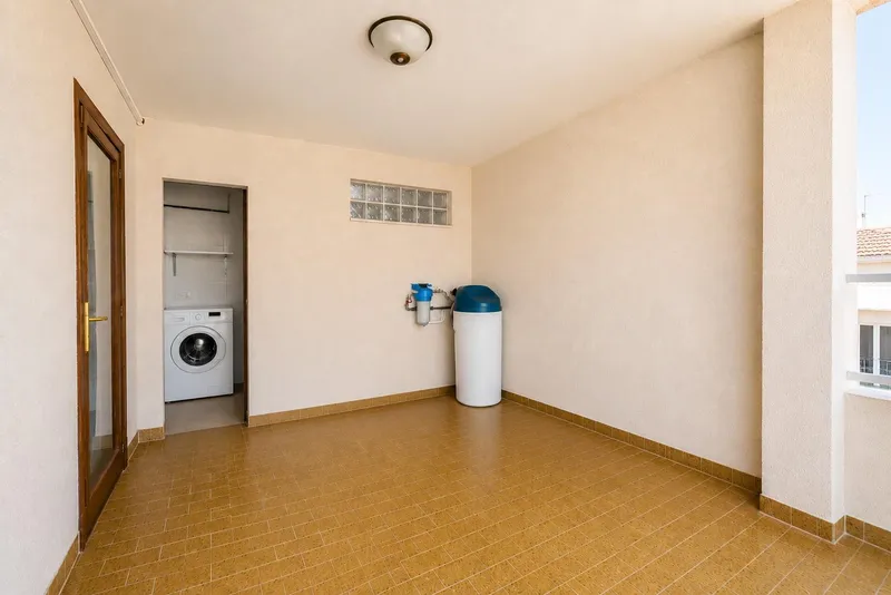 Apartment — photo 11