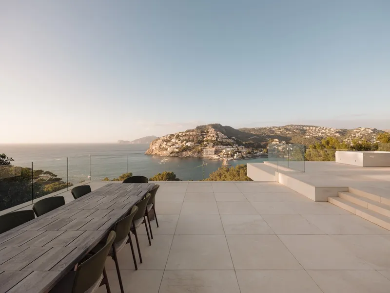Elegant Luxury Villa for Sale in Puerto Andratx — photo 2