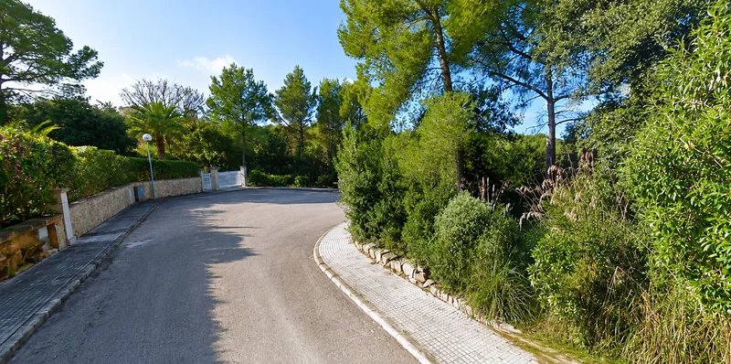 Exclusive urban plot of 710 m² in Bonaire (Alcúdia) — photo 4