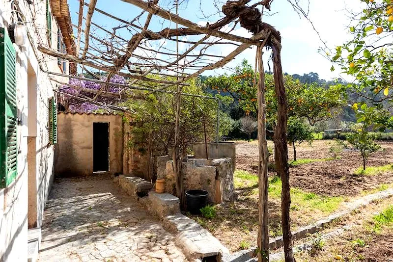 House to Renovate in Puerto de Sóller — photo 5