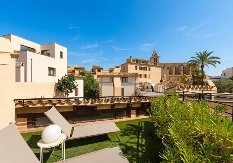 Fantastic penthouse with terrace and elevator in the prestigious La Lonja area — photo 2