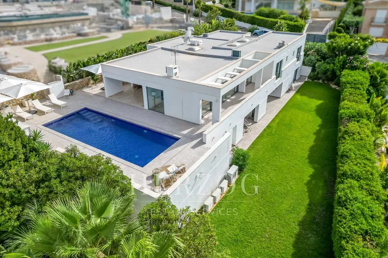 Exclusive sea view villa with pool and guest apartment in Nova Santa Ponsa — photo 2