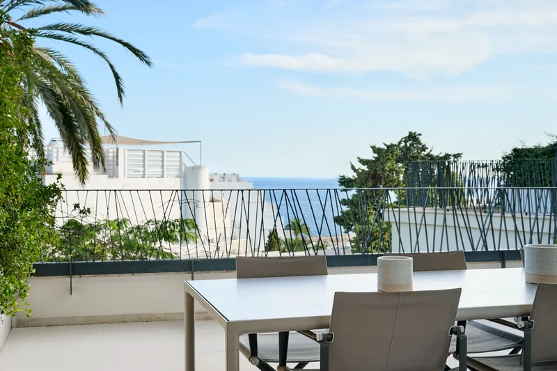 Fantastic apartment with partial sea views in Portals - Marcel Remus Real Estate — photo 4