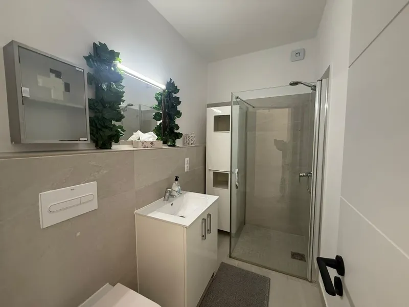 Ground-floor apartment in Paguera – quiet central location, terrace, and beach within walking distance — photo 11