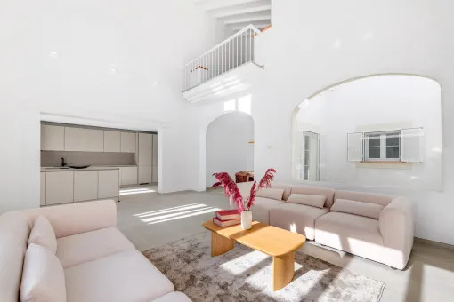 Santa Ponsa, exclusive Mediterranean villa with well-kept garden in the heart of Nova Santa Ponsa — photo 2