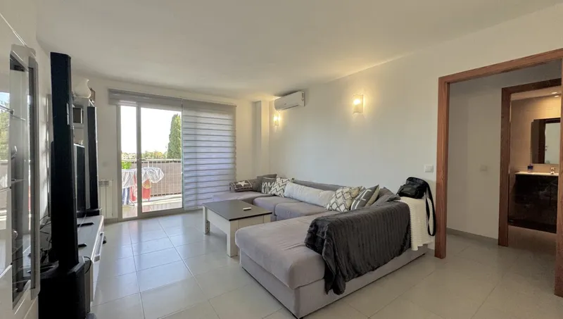 Apartment with large terrace and sea views in Cala Millor — photo 8