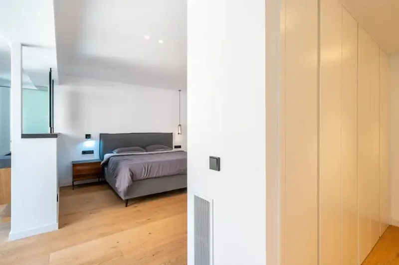 This elegant duplex penthouse is for sale in El Molinar, one of the most sought-after coastal neighborhoods in Mallorca, with an ideal location — photo 7
