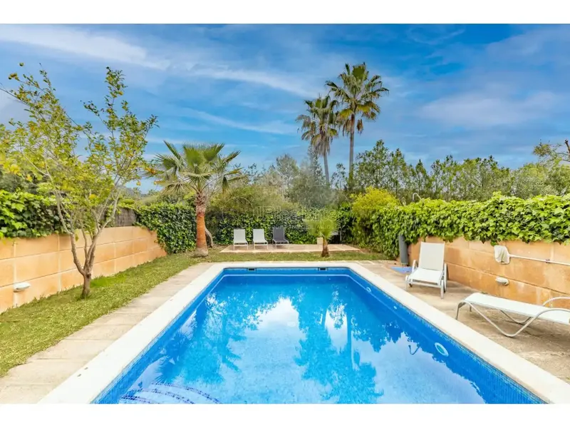ADOSADO CON JARDÍN, PISCINA Y LICENCIA ETV EN CRESTATX — photo 2