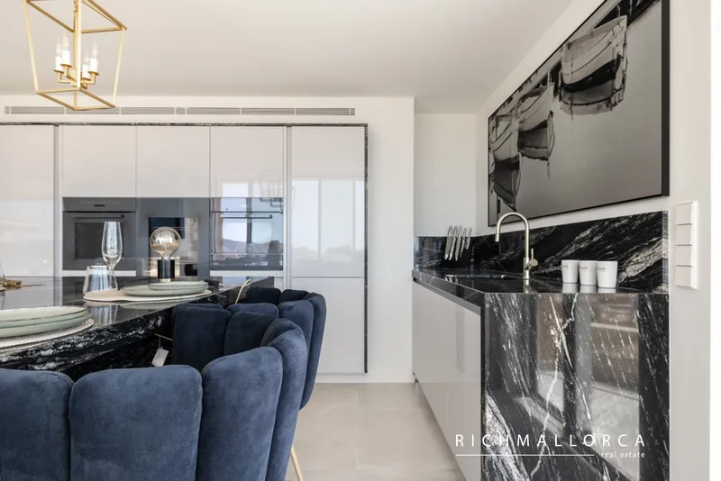 Avantgarde penthouse with infinity pool and exclusive finishing — photo 11