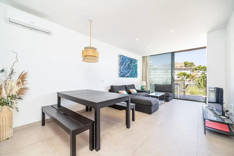 First floor facing the sea with 76m2 rooftop terrace in Cala San Vicente and possibility to acquire underground parking space. — photo 10