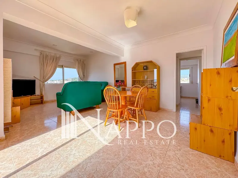 Nappo Real Estate tiene el placer de presentaros este luminoso ático con terraza privada y espectaculares vistas al mar, al puerto de Palma, — photo 8