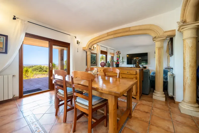 Exclusiva finca con piscina y vistas despejadas al mar y a la Sierra de Tramuntana en Son Gual II — photo 8