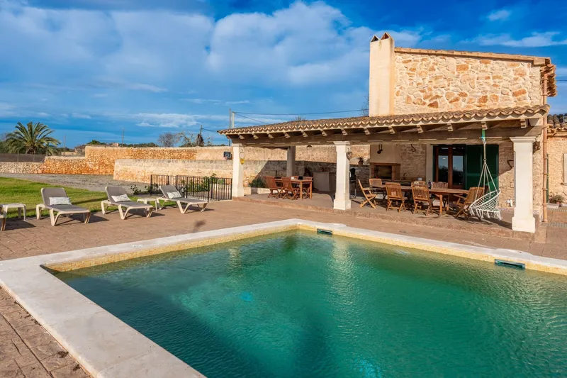 Authentic finca near Santanyí with holiday rental licence — photo 3