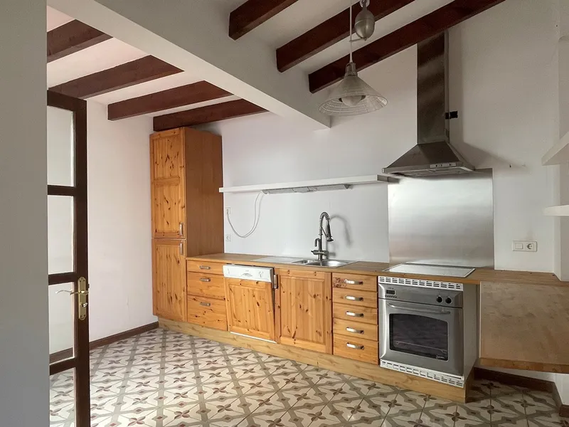 Building for sale, shop plus three storeys, 573 m², La Lonja, Palma Old Town. It has a tourist licence. — photo 3