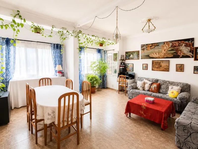 Flat / apartment in Calle d'Álvaro de Bazán, Son Armadams, Palma de Mallorca — photo 1