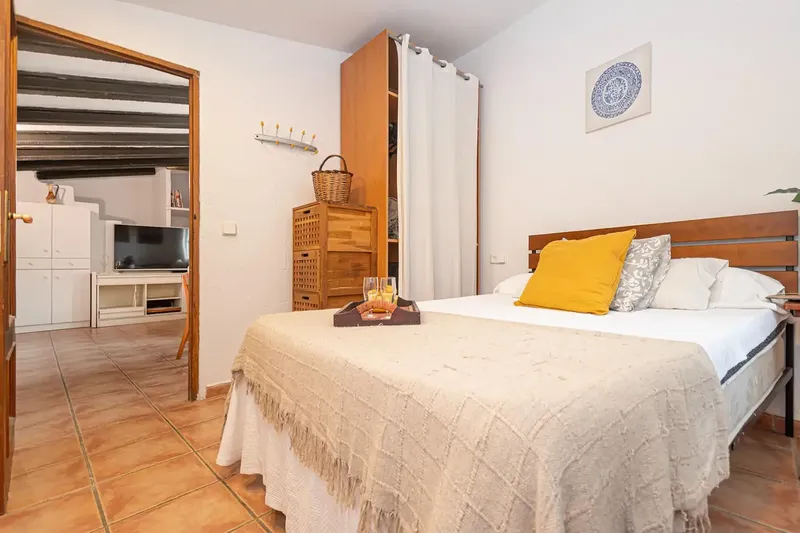 Discover this treasure of tranquility in Llubí. A village house of 74 m² that breaks with the conventional, offering a welcoming lifestyle — photo 9