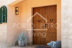 Ref. PRO239 – Well-maintained finca with a new, high-quality kitchen, spacious pool, garage and holiday rental license near Cala d’Or — photo 12