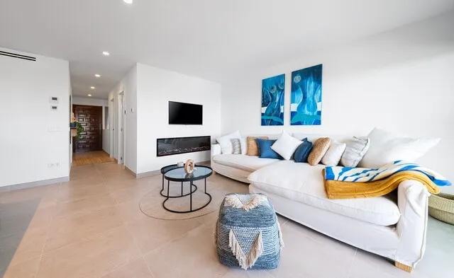Penthouse with beach access for sale in Cala Vinyes, southwest Mallorca — photo 3