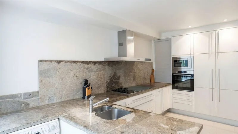 Mediterranean-style living with ocean views in Porto Pi — photo 3