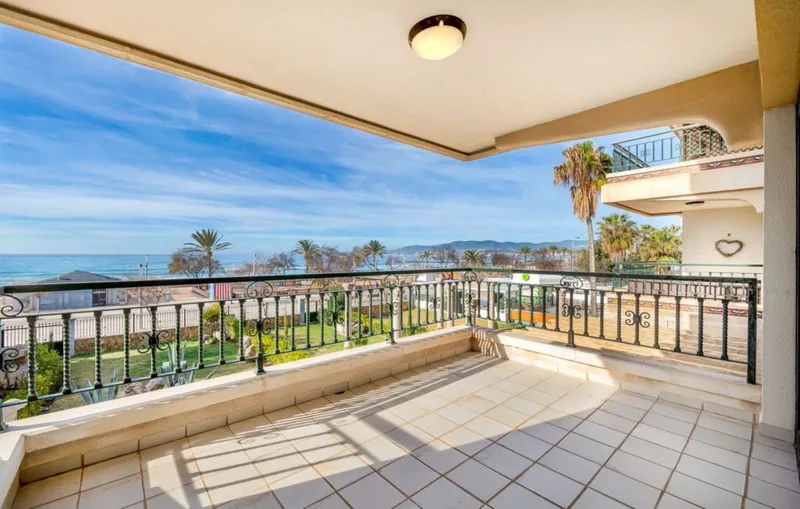 Palma de Mallorca Apartment Middle Floor — photo 3