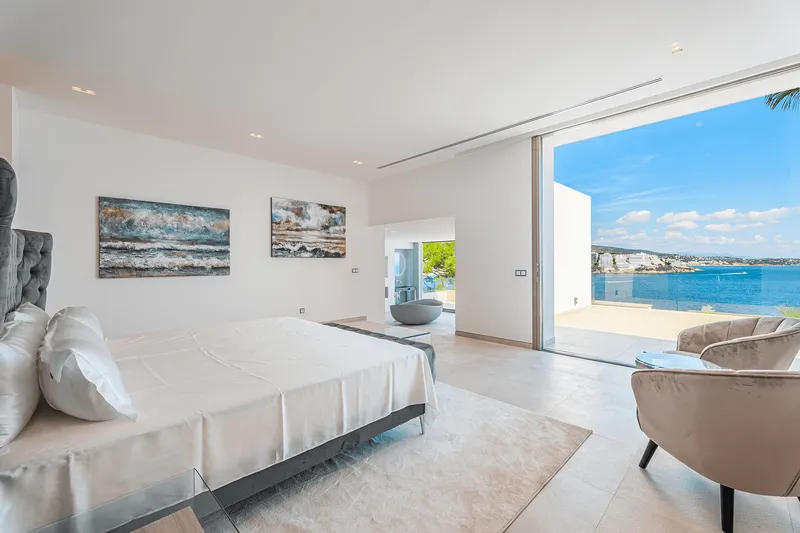 Elegant Seafront Villa in Cala Vinyas — photo 6