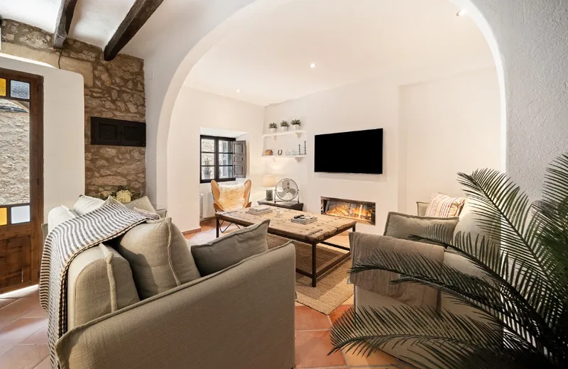 Charming Townhouse with Patio and Pool in the Heart of Pollença — photo 3