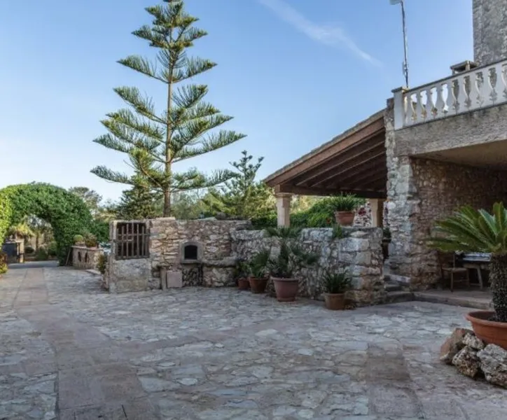 Traditional Mallorcan country house with tourist license for 10 people just a few minutes [...] — photo 5
