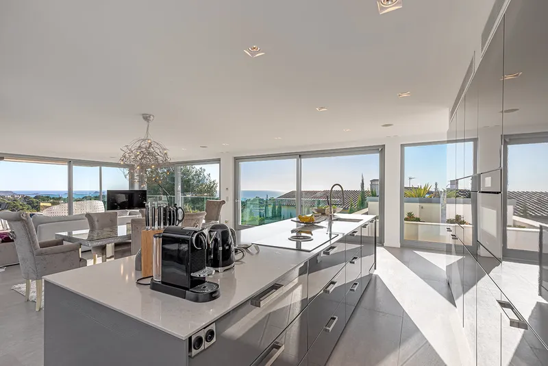 Villa in Santa Ponsa - Luxury property in a sought-after location with two pools — photo 6