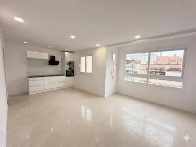 Flat - Palma de Mallorca (Camp d'en Serralta) , Built Surface 100m 2 , Plot Surface 225m 2 , 4 Bedrooms, 2... — photo 1