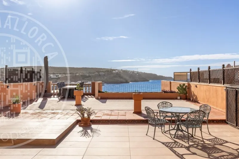 251103 – Frontline Living with XL Terraces — photo 11