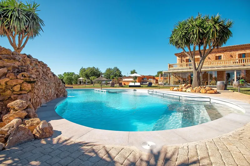 Stately natural stone finca in Llucmajor with large garden & pool and vacation rental license! — photo 8