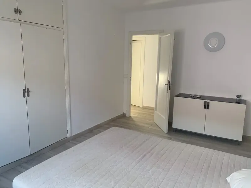 Private rental in Playa de Palma area, very quiet street, very bright attic apartment, near the sea, unfurnished, 3 double bedrooms, spacious — photo 7