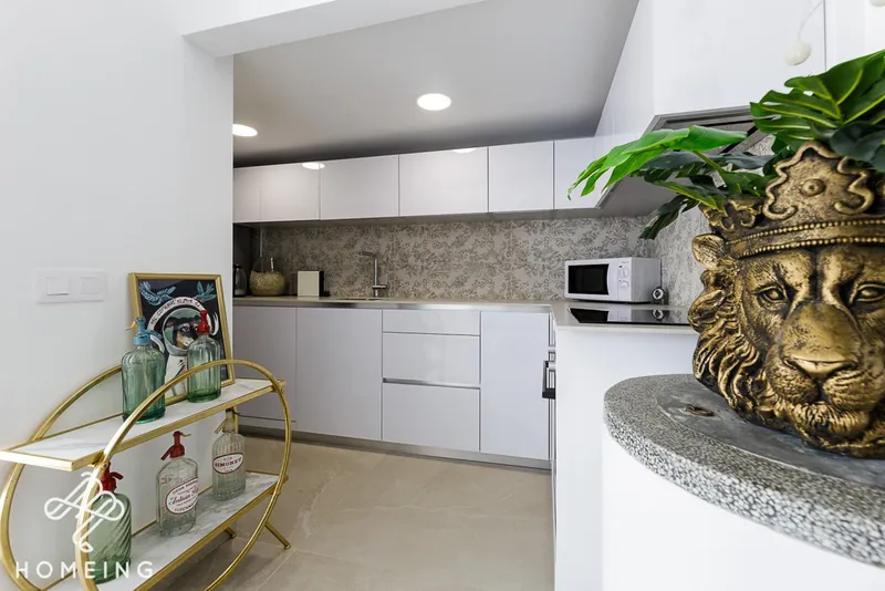 Reformed village house with great style, 2 terraces, 3 bedrooms and attic — photo 9