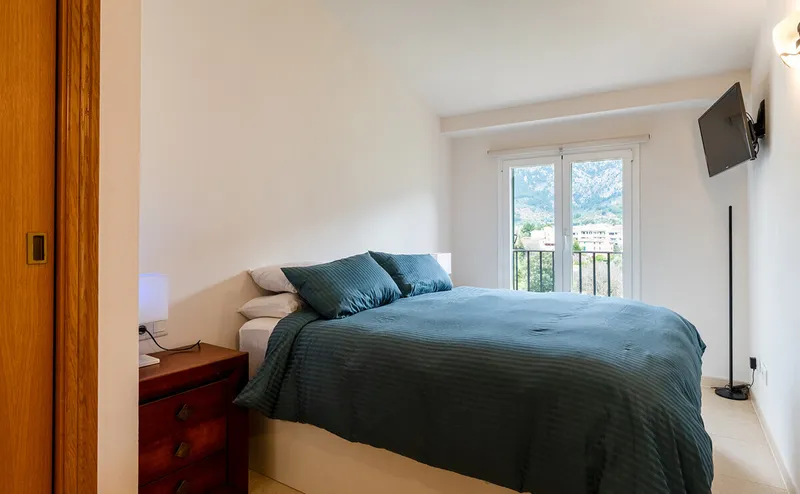 Duplex with Garden, Pool and Garage in the Centre — photo 10